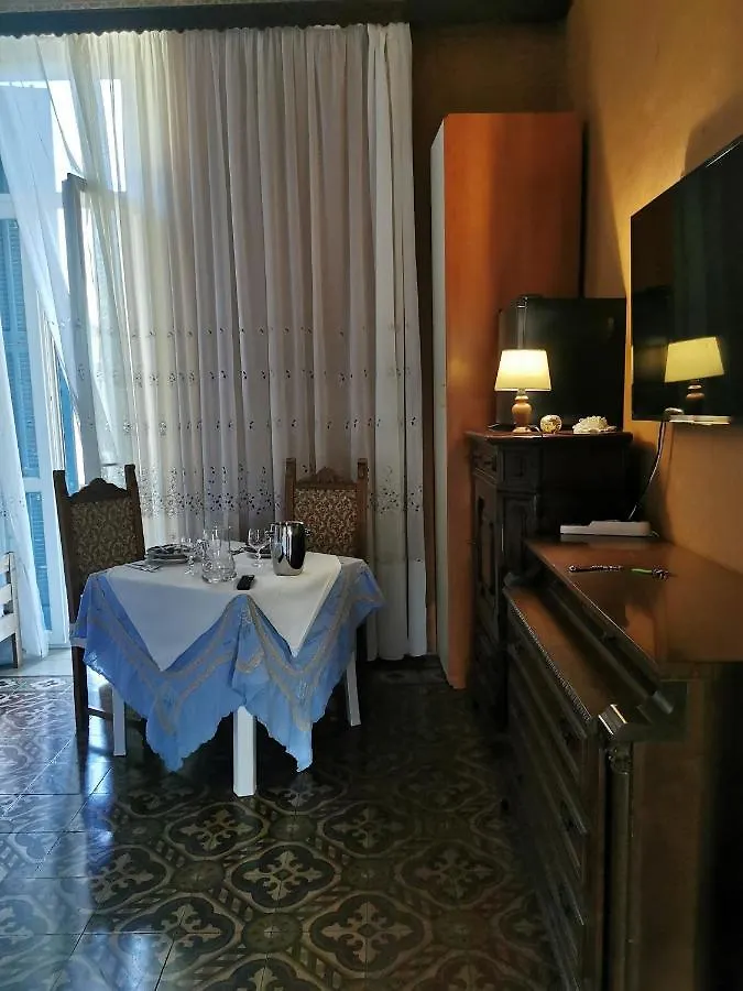 Albisola Bed And Breakfast Albisola Superiore Italy